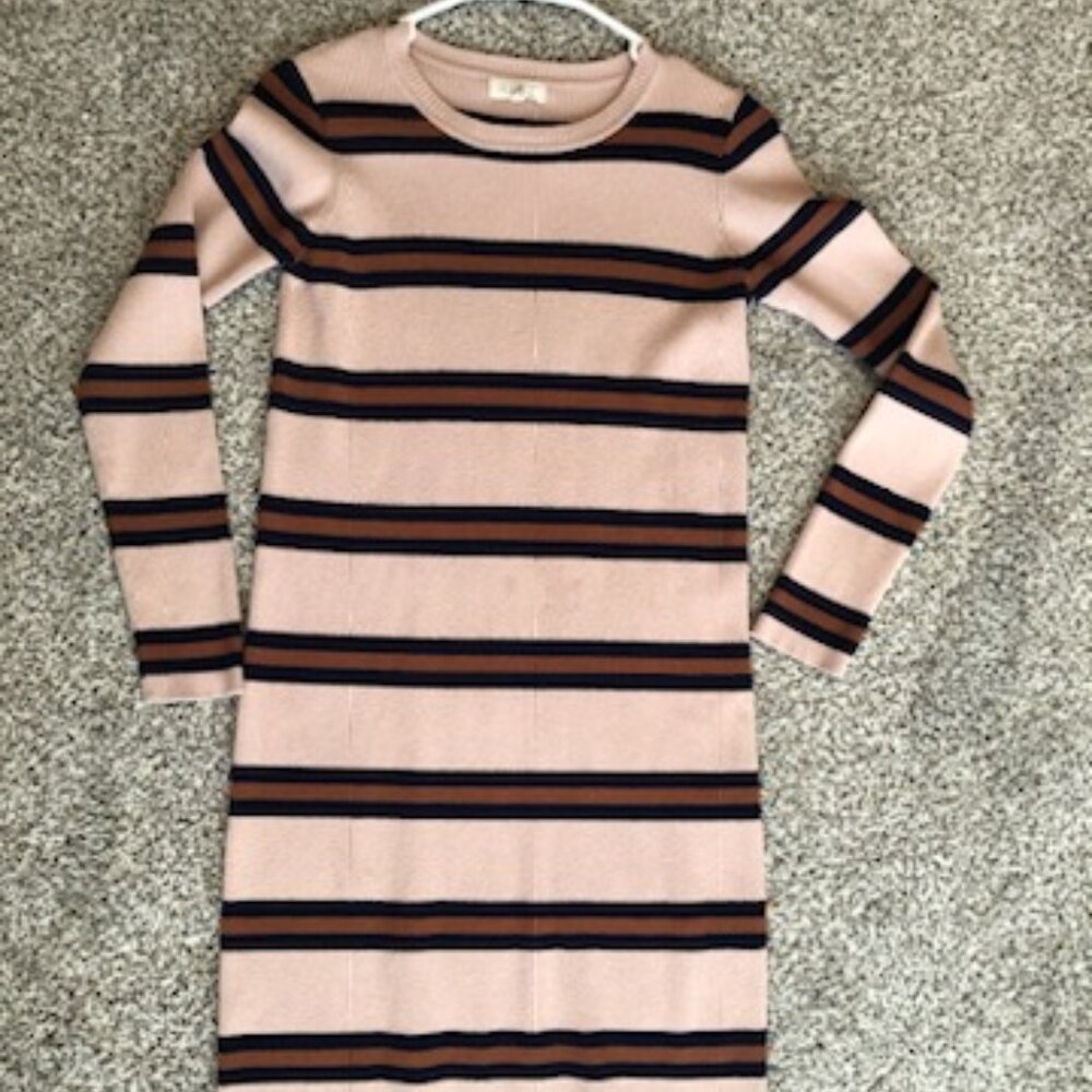 Women's Roolee Sweater Dress size small